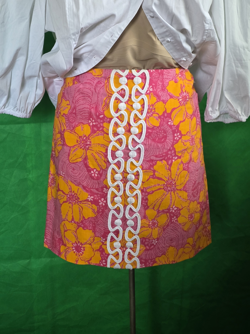 Lilly Pulitzer Pink and Yellow Floral Mini Skirt with White Trim Sz 8 Summer